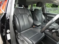 USED 2017 17 AUDI Q5 2.0 TDI Sport 5d S Tronic quattro 190 S/S CAMBELT CHANGED, SAT NAV, FULL LEATHER, HEATED FRONT SEATS, AUDI SMAR PHONE FOR APPLE CARPLAY, QUATTRO 4 WHEEL DRIVE, LED XENON LIGHTS, FRONT & REAR PARKING SENSORS WITH DISPLAY, 18 INCH ALLOYS, ELECTRIC TAILGATE, SPORT SEATS WITH ELECTRIC LUMBAR SUPPORT, LIGHT & RAIN SENSORS, LEATHER TIPTRONIC MULTIFUNCTION STEERING WHEEL, CRUISE CONTROL & SPEED LIMITER, 3 ZONE CLIMATE CONTROL, KEYLESS START, HILL DECENT CONTROL, AUX INPUT, 2x USB PORTS, BLUETOOTH PHONE & MUSIC, DAB RADIO, GOOD SERVICE HISTORY