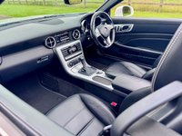 USED 2012 12 MERCEDES-BENZ SLK 5.5 SLK55 V8 AMG Convertible 2dr Petrol SpdS MCT Euro 5 (s/s) (421 ps) 