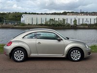 USED 2013 13 VOLKSWAGEN BEETLE 1.6 TDI BlueMotion Tech Design Hatchback 3dr Diesel Manual Euro 5 (s/s) (105 ps) ***FRONT CENTRE ARMREST***