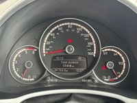 USED 2013 13 VOLKSWAGEN BEETLE 1.6 TDI BlueMotion Tech Design Hatchback 3dr Diesel Manual Euro 5 (s/s) (105 ps) ***FRONT CENTRE ARMREST***