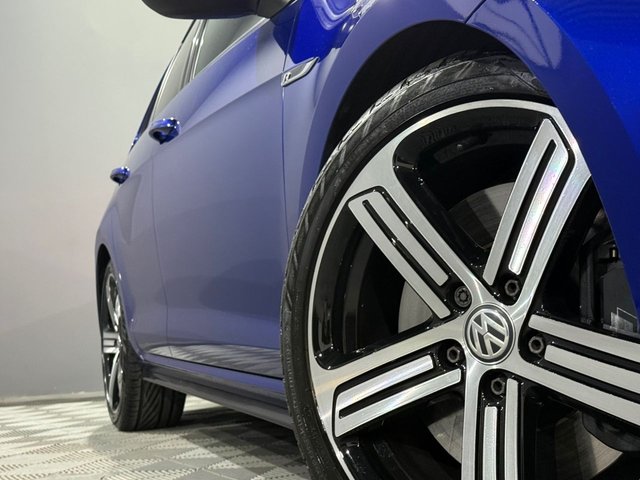 View our VOLKSWAGEN GOLF