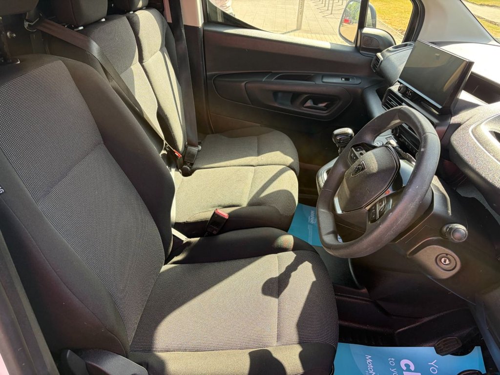 USED 2024 24 PEUGEOT PARTNER 1000 PROFESSIONAL 1.5BlueHDi EU6 S/S SWB 100ps *AIRCON*REV/SENSORS*E/PACK*APPLE CARPLAY* AIRCON*EU6*SENSORS*E/P*L1