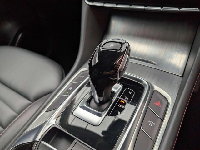 USED 2024 73 MG HS 1.5 MG HS Trophy Semi-Auto 5dr CLICK+COLLECT / HOME DELIVERY