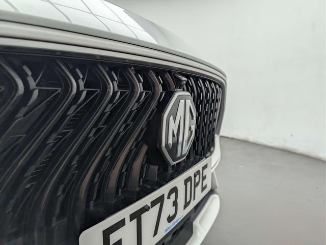 USED 2024 73 MG HS 1.5 MG HS Trophy Semi-Auto 5dr CLICK+COLLECT / HOME DELIVERY