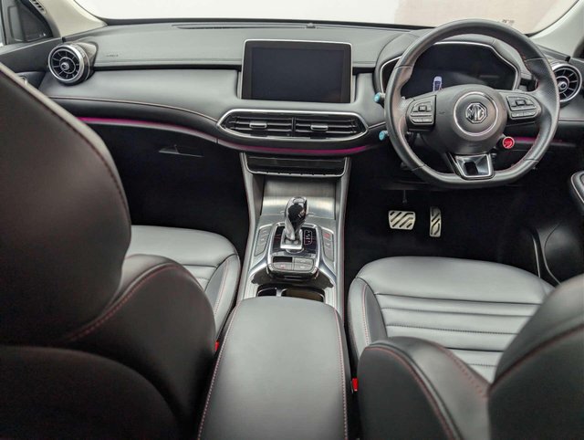 USED 2024 73 MG HS 1.5 MG HS Trophy Semi-Auto 5dr CLICK+COLLECT / HOME DELIVERY