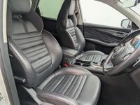 USED 2024 73 MG HS 1.5 MG HS Trophy Semi-Auto 5dr CLICK+COLLECT / HOME DELIVERY
