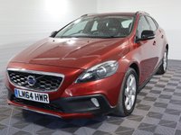 USED 2014 64 VOLVO V40 CROSS COUNTRY 1.6 D2 Lux Hatchback 5dr Diesel Powershift Euro 5 (s/s) (115 ps) LOW MILES WITH SERICE HISTORY NOT TO BE MISSED
