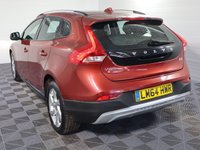 USED 2014 64 VOLVO V40 CROSS COUNTRY 1.6 D2 Lux Hatchback 5dr Diesel Powershift Euro 5 (s/s) (115 ps) LOW MILES WITH SERICE HISTORY NOT TO BE MISSED