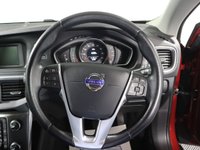 USED 2014 64 VOLVO V40 CROSS COUNTRY 1.6 D2 Lux Hatchback 5dr Diesel Powershift Euro 5 (s/s) (115 ps) LOW MILES WITH SERICE HISTORY NOT TO BE MISSED