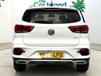 USED 2024 24 MG MG ZS 1.0 T-GDI Exclusive SUV 5dr Petrol Manual Euro 6 (111 ps) Arctic White New Model MG ZS, SATNAV, Cruise Control, Heated Leather Seats, 360 Camera, Parking Sensors, USB Ports, Only 8000 Miles Full Service History