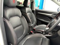 USED 2024 24 MG MG ZS 1.0 T-GDI Exclusive SUV 5dr Petrol Manual Euro 6 (111 ps) Arctic White New Model MG ZS, SATNAV, Cruise Control, Heated Leather Seats, 360 Camera, Parking Sensors, USB Ports, Only 8000 Miles Full Service History