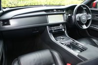 USED 2018 68 JAGUAR XF S 3.0D V6 Sportbrake  Digital Dials Heated St Wheel