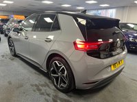 USED 2021 71 VOLKSWAGEN ID.3 Pro S 77kWh Tour Hatchback 5dr Electric Auto (204 ps) + 1 OWNER + VW SERVICE HISTORY + 6 MONTHS WARRANTY + FULL MOT + HEATED ELECTRIC MASSAGE SEATS + HEATED STEERING WHEEL + HEADS UP DISPLAY +