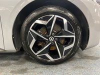 USED 2021 71 VOLKSWAGEN ID.3 Pro S 77kWh Tour Hatchback 5dr Electric Auto (204 ps) + 1 OWNER + VW SERVICE HISTORY + 6 MONTHS WARRANTY + FULL MOT + HEATED ELECTRIC MASSAGE SEATS + HEATED STEERING WHEEL + HEADS UP DISPLAY +