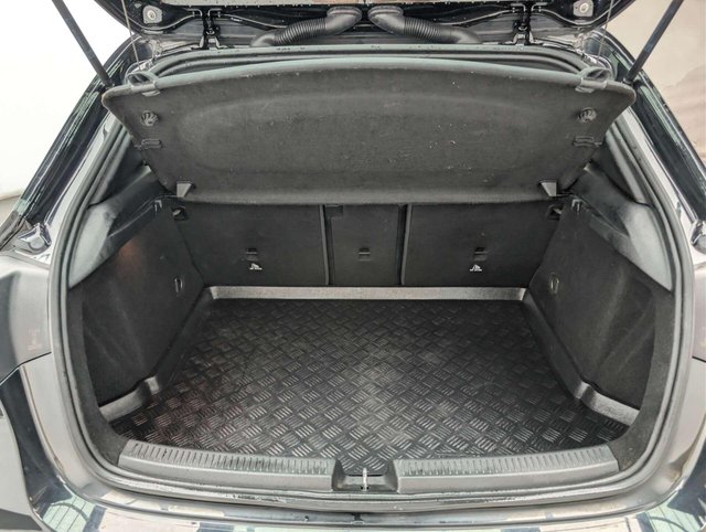 USED 2019 69 MERCEDES-BENZ A-CLASS 1.3 A 180 Sport Executive 5dr CLICK+COLLECT / HOME DELIVERY
