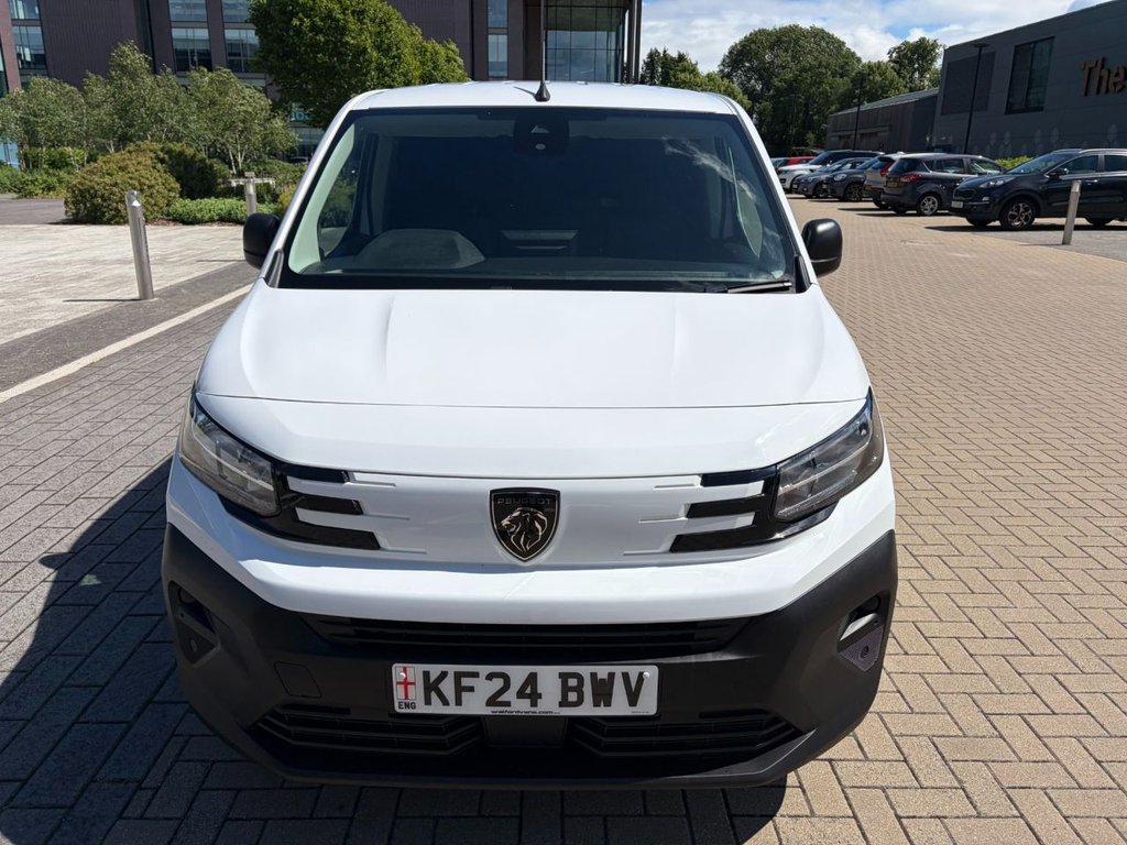USED 2024 24 PEUGEOT PARTNER 1000 PROFESSIONAL 1.5BlueHDi EU6 S/S SWB 100ps *AIRCON*REV/SENSORS*E/PACK*APPLE CARPLAY* AIRCON-SENSORS-EU6-E/PACK
