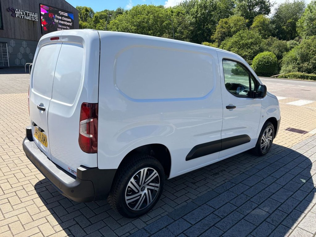 USED 2024 24 PEUGEOT PARTNER 1000 PROFESSIONAL 1.5BlueHDi EU6 S/S SWB 100ps *AIRCON*REV/SENSORS*E/PACK*APPLE CARPLAY* AIRCON-SENSORS-EU6-E/PACK