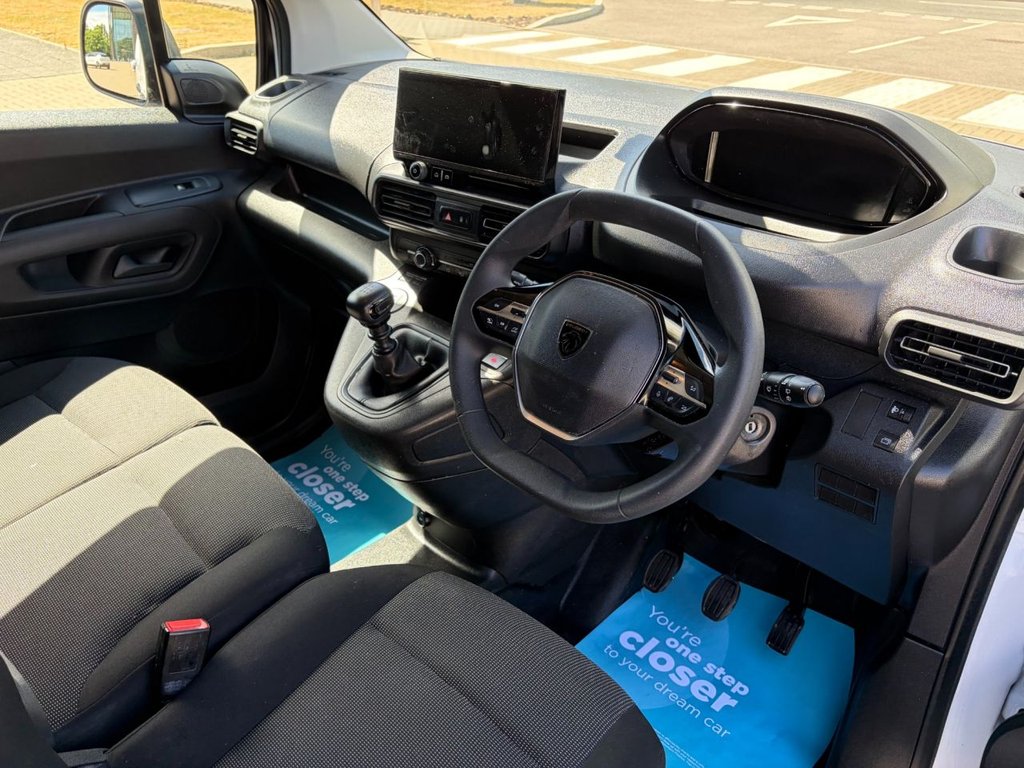 USED 2024 24 PEUGEOT PARTNER 1000 PROFESSIONAL 1.5BlueHDi EU6 S/S SWB 100ps *AIRCON*REV/SENSORS*E/PACK*APPLE CARPLAY* AIRCON-SENSORS-EU6-E/PACK