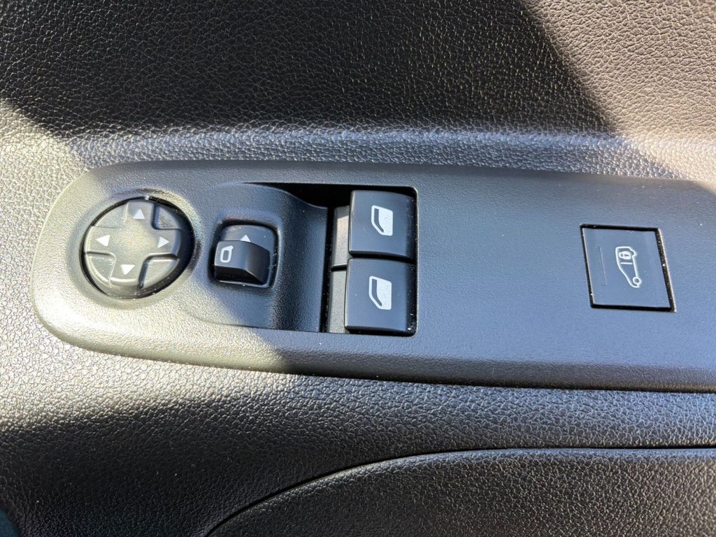 USED 2024 24 PEUGEOT PARTNER 1000 PROFESSIONAL 1.5BlueHDi EU6 S/S SWB 100ps *AIRCON*REV/SENSORS*E/PACK*APPLE CARPLAY* AIRCON-SENSORS-EU6-E/PACK