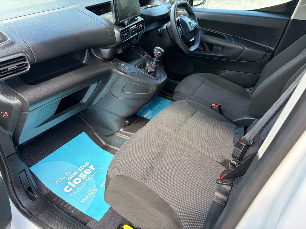 USED 2024 24 PEUGEOT PARTNER 1000 PROFESSIONAL 1.5BlueHDi EU6 S/S SWB 100ps *AIRCON*REV/SENSORS*E/PACK*APPLE CARPLAY* AIRCON-SENSORS-EU6-E/PACK