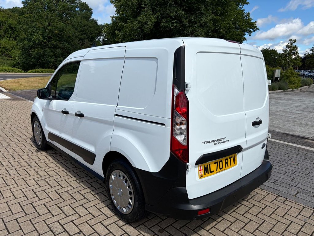 USED 2020 70 FORD TRANSIT CONNECT 200 BASE 1.5EcoBlue EU6 S/S L1 75ps *AIRCON*CAMERA*SENSORS*E/PACK*APPLE CARPLAY* AIRCON*CAMERA-SENSORS-EU6