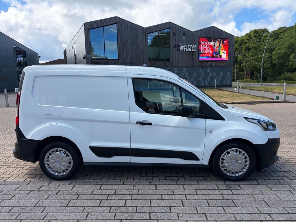 USED 2020 70 FORD TRANSIT CONNECT 200 BASE 1.5EcoBlue EU6 S/S L1 75ps *AIRCON*CAMERA*SENSORS*E/PACK*APPLE CARPLAY* AIRCON*CAMERA-SENSORS-EU6