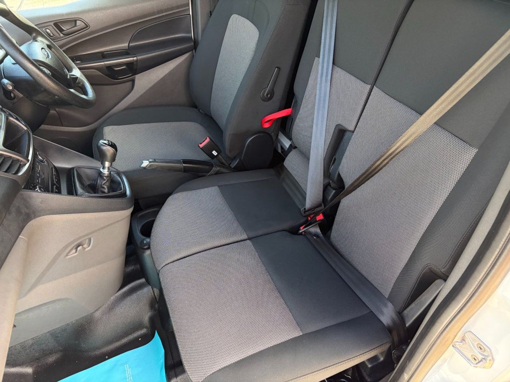 USED 2020 70 FORD TRANSIT CONNECT 200 BASE 1.5EcoBlue EU6 S/S L1 75ps *AIRCON*CAMERA*SENSORS*E/PACK*APPLE CARPLAY* AIRCON*CAMERA-SENSORS-EU6