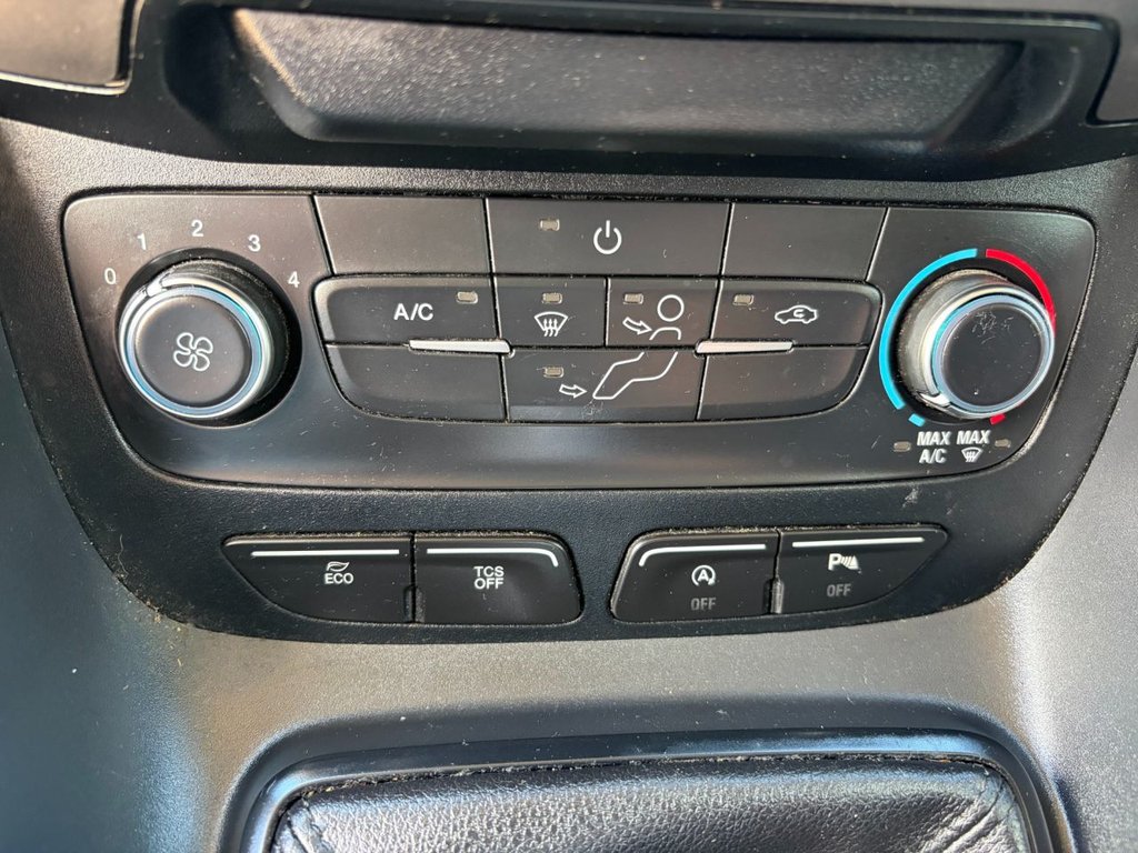 USED 2020 70 FORD TRANSIT CONNECT 200 BASE 1.5EcoBlue EU6 S/S L1 75ps *AIRCON*CAMERA*SENSORS*E/PACK*APPLE CARPLAY* AIRCON*CAMERA-SENSORS-EU6