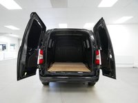 USED 2023 72 VAUXHALL COMBO L2 1.5 TURBO D 100 BHP 2300 LONG PRO EDITION 6DR  2023 YEAR | SAT NAV  | 3 SEATS | L2 LONG