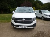 USED 2022 22 VOLKSWAGEN TRANSPORTER 2.0 TDI T32 Highline Kombi Double Cab 5dr Diesel Manual FWD LWB Euro 6 (s/s) (150 ps) 6 Seat, LWB, Satnav, Rear Camera