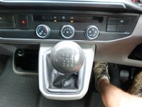 USED 2022 22 VOLKSWAGEN TRANSPORTER 2.0 TDI T32 Highline Kombi Double Cab 5dr Diesel Manual FWD LWB Euro 6 (s/s) (150 ps) 6 Seat, LWB, Satnav, Rear Camera