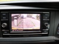 USED 2022 22 VOLKSWAGEN TRANSPORTER 2.0 TDI T32 Highline Kombi Double Cab 5dr Diesel Manual FWD LWB Euro 6 (s/s) (150 ps) 6 Seat, LWB, Satnav, Rear Camera