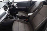 USED 2023 23 KIA STONIC 1.0 T-GDi 2 SUV 5dr Petrol Manual Euro 6 (s/s) (99 bhp) 1 OWNER, APPLE CAR PLAY