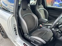 USED 2022 72 MINI HATCH 2.0 John Cooper Works Hatchback 3dr Petrol Steptronic Euro 6 (s/s) (231 ps) 
