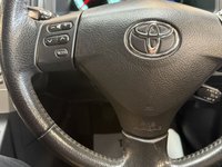 USED 2007 57 TOYOTA COROLLA VERSO 1.8 VVT-i SR MPV 5dr Petrol Manual (184 g/km, 127 bhp) 