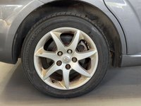 USED 2007 57 TOYOTA COROLLA VERSO 1.8 VVT-i SR MPV 5dr Petrol Manual (184 g/km, 127 bhp) 