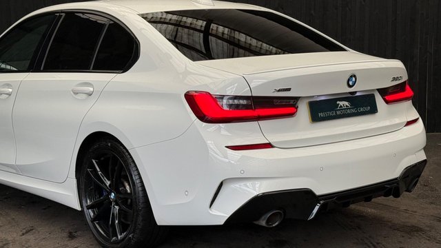 View our BMW 3 SERIES