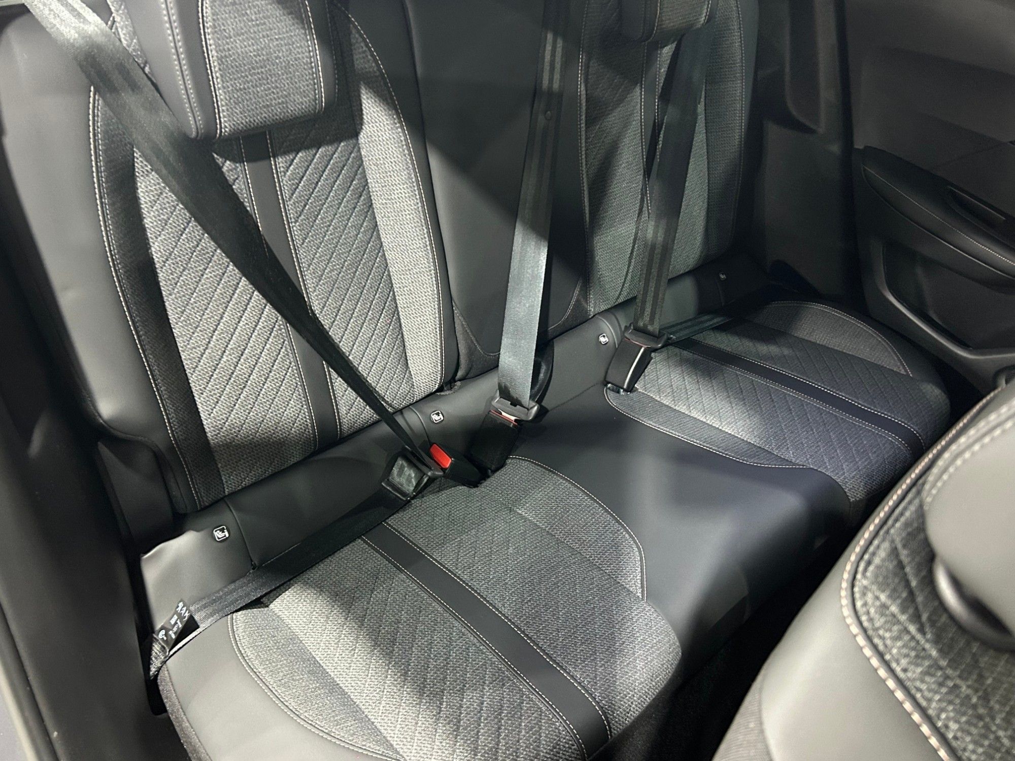 USED 2024 24 PEUGEOT 2008 1.2 PureTech Allure SUV 5dr Petrol Manual Euro 6 (s/s) (130 ps) 
