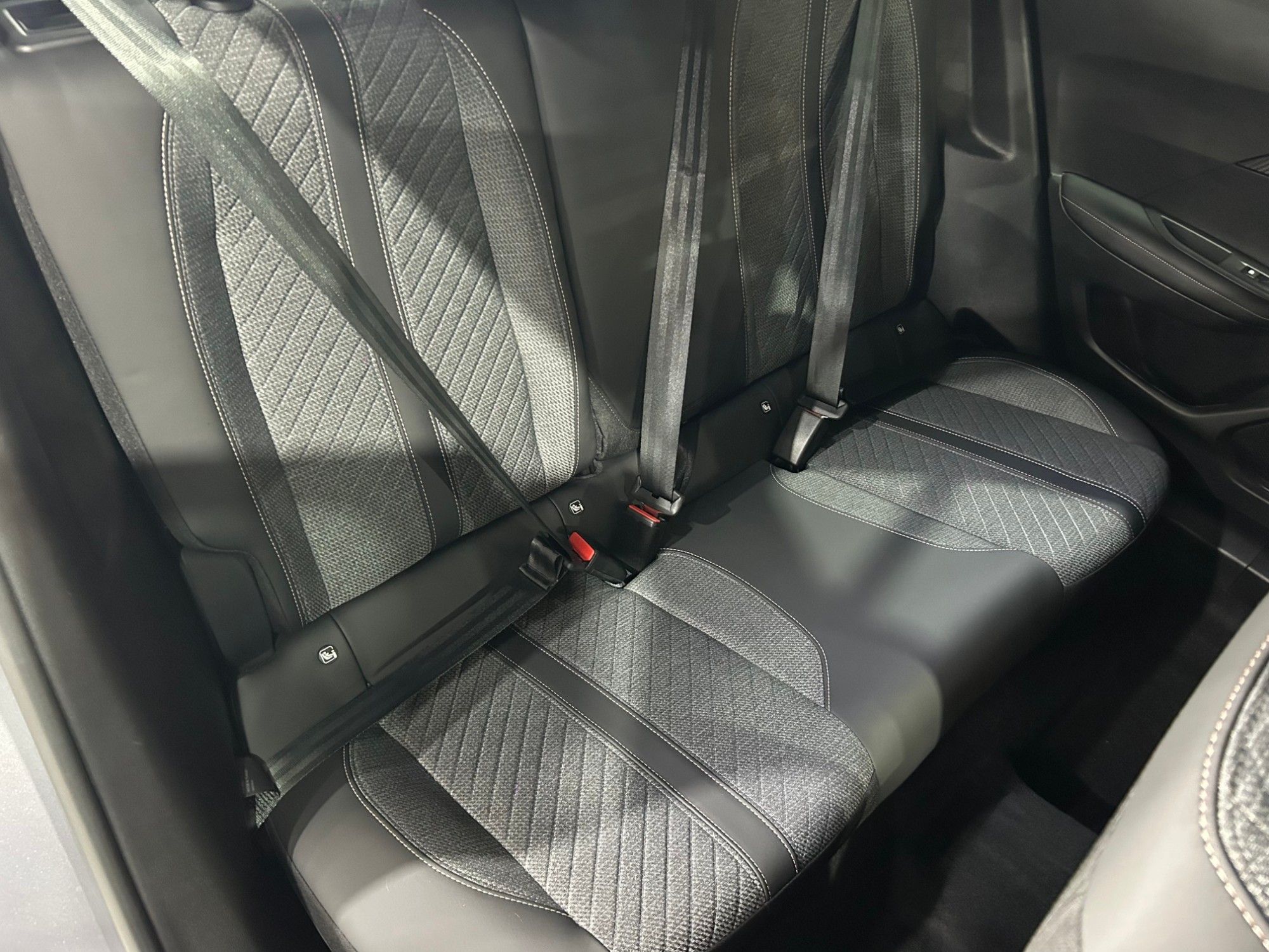 USED 2024 24 PEUGEOT 2008 1.2 PureTech Allure SUV 5dr Petrol Manual Euro 6 (s/s) (130 ps) 