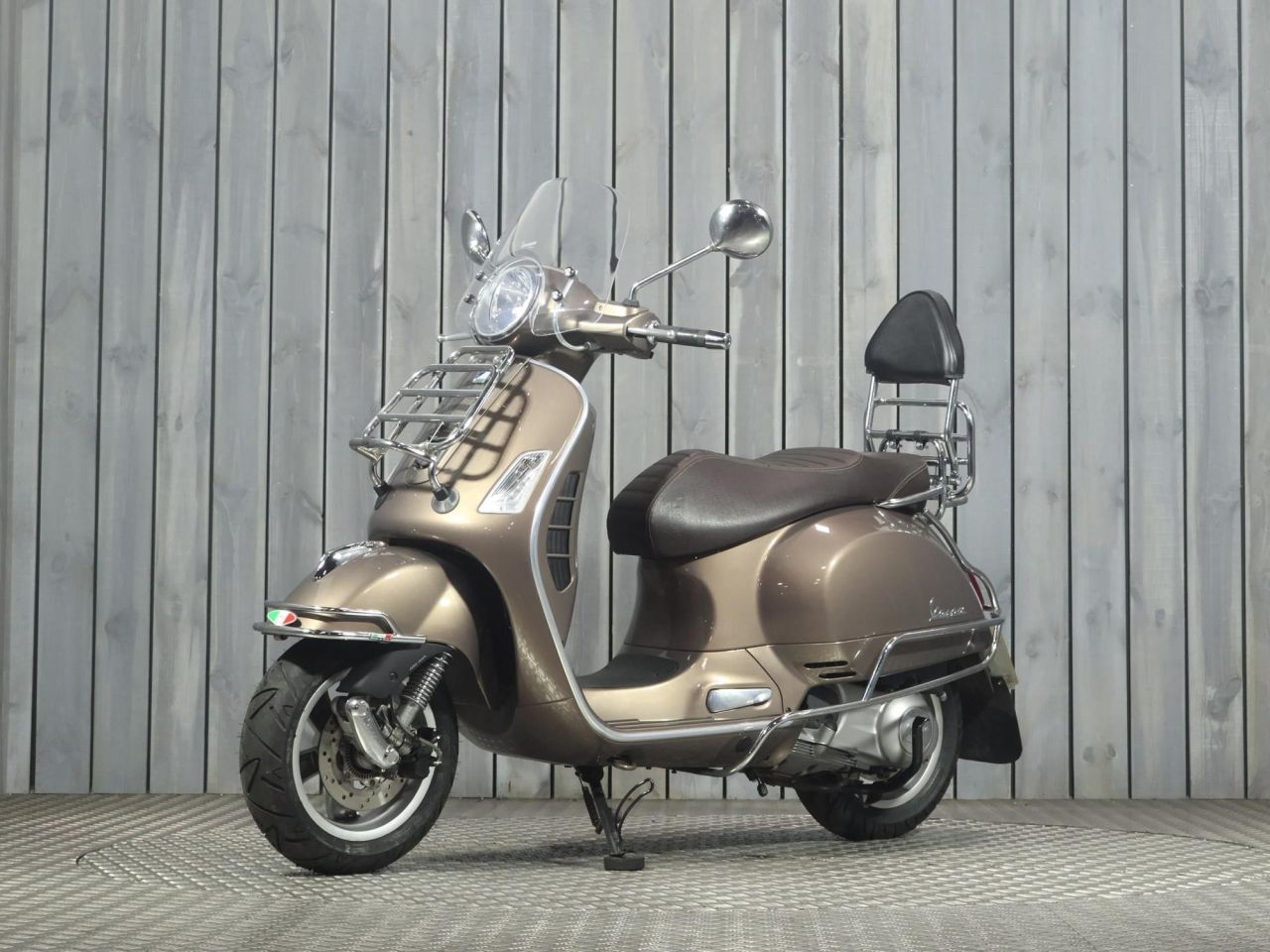 PIAGGIO Vespa GTS 300