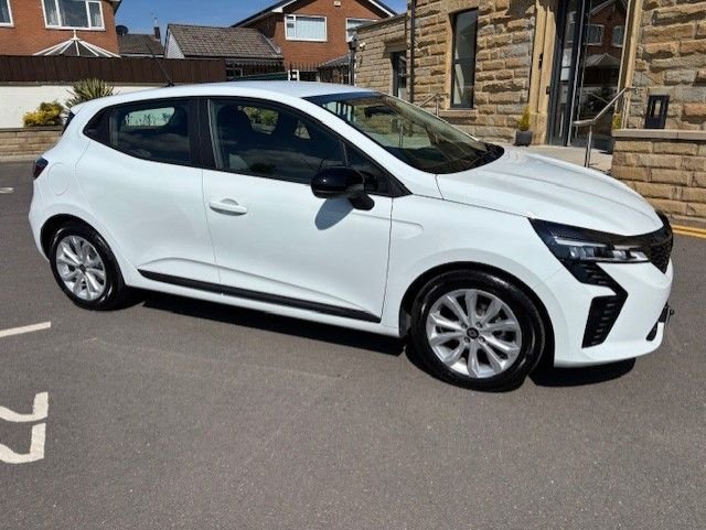 View our RENAULT CLIO