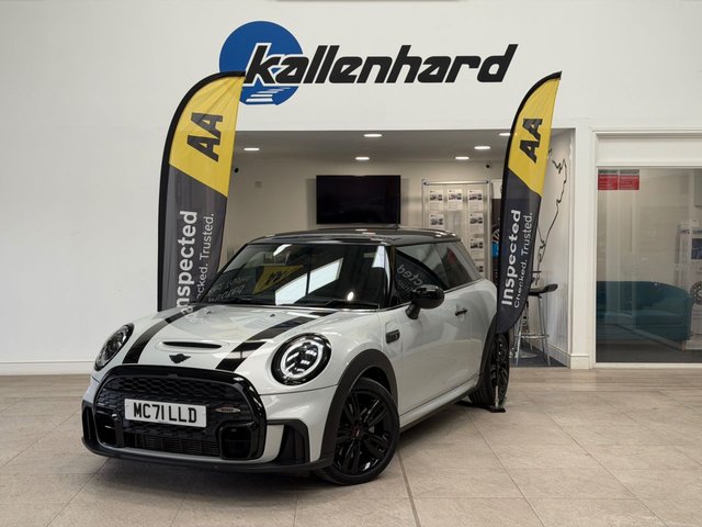 View our MINI Hatch 2.0 Cooper S Sport Hatchback 3dr Petrol Steptronic Euro 6 (s/s) (178 ps)