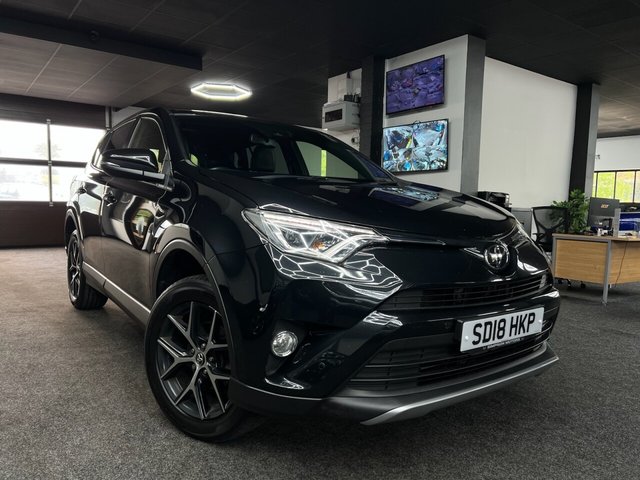 View our Toyota Rav4 2.0 V-Matic Icon SUV 5dr Petrol CVT 4WD Euro 6 (s/s) (Safety Sense, SNav) (151 ps)