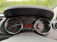 USED 2014 14 PEUGEOT 3008 1.6 e-HDi Active SUV 5dr Diesel EGC Euro 5 (s/s) (115 ps) 