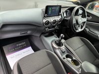 USED 2020 20 NISSAN JUKE 1.0 DIG-T N-Connecta SUV 5dr Petrol Manual Euro 6 (s/s) (117 ps) * PARKING CAMERA * MIRROR PLAY * KEYLESS ENTRY * NISSAN HISTORY * 2 KEYS * PARKING SENSORS *
