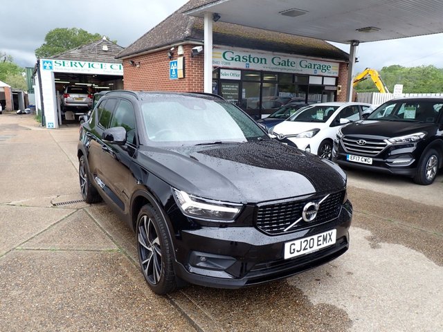 View our VOLVO XC40