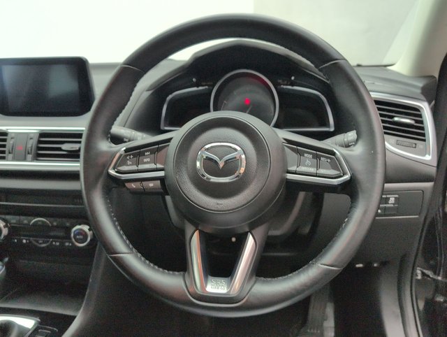 USED 2017 66 MAZDA 3 2.0 Mazda3 Sport Nav Auto 5dr CLICK+COLLECT / HOME DELIVERY