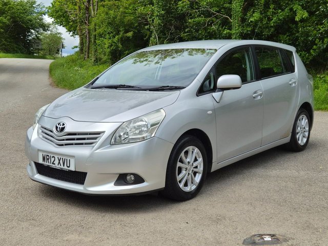 View our TOYOTA VERSO