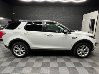 View our LAND ROVER DISCOVERY SPORT
