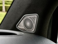 USED 2023 23 VOLKSWAGEN TRANSPORTER 2.0 BiTDI T32 Highline Kombi Double Cab 5dr Diesel DSG FWD SWB Euro 6 (s/s) (204 ps) 